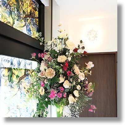 眼科待合に飾られている花。